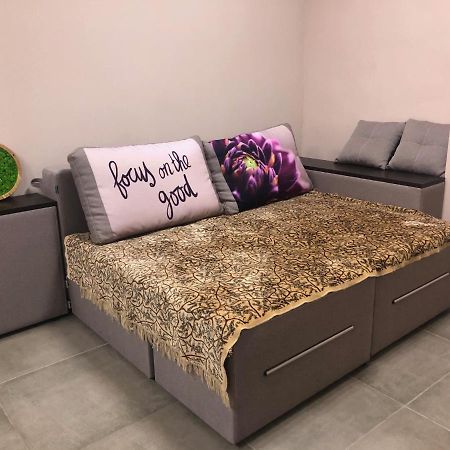 Nigoyana,23 Apartment Вокзал Днепр Ngoại thất bức ảnh